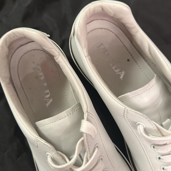 Men’s Prada sneakers - Picture 3 of 6